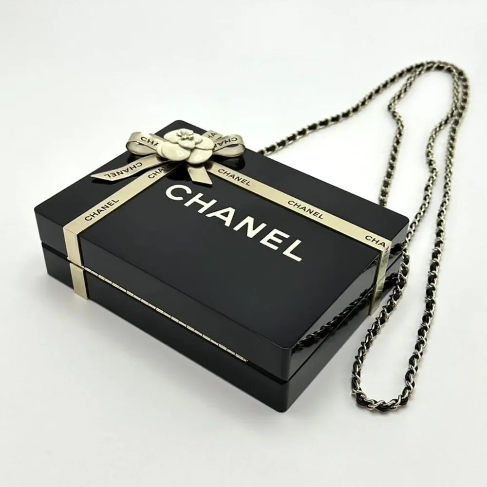 CHANEL brand color